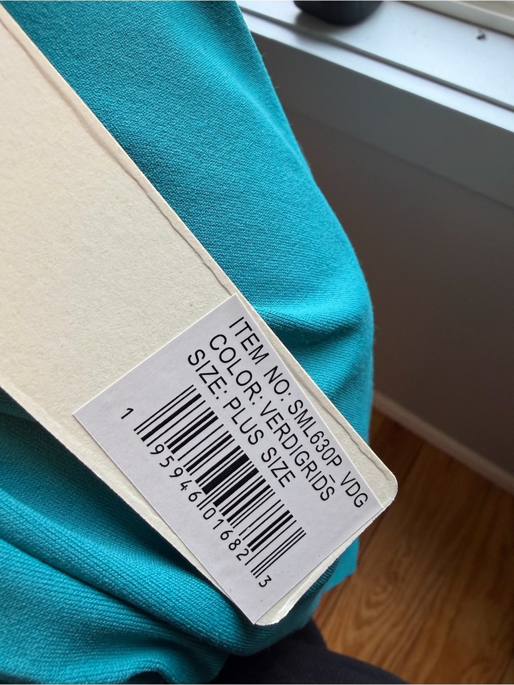 Yelete Plus size Teal V-Neck Tank Top NEW WITH TAG. - Picture 6 of 6